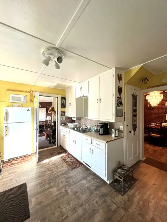 114 East Hudson Street, Elmira City, New York 1490, Elmira City, New York 14904, 4 Bedrooms Bedrooms, 9 Rooms Rooms,2 BathroomsBathrooms,Residential,Closed,114 East Hudson Street, Elmira City, New York 1490,0,EC276719
