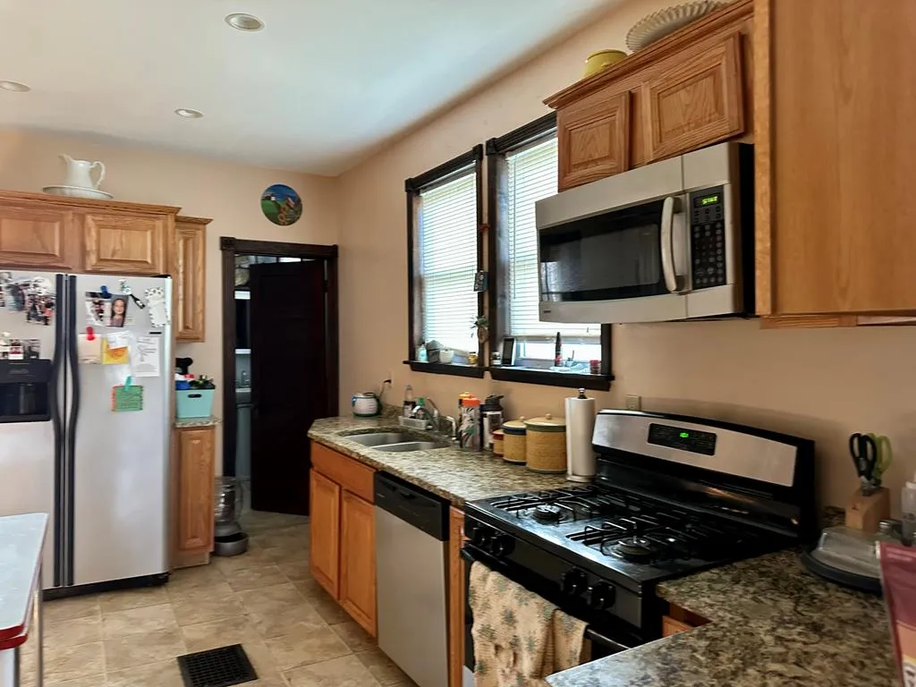 128 West Pulteney Street, Corning City, New York 1, Corning City, New York 14830, 3 Bedrooms Bedrooms, 8 Rooms Rooms,2 BathroomsBathrooms,Residential,Closed,128 West Pulteney Street, Corning City, New York 1,EC273298