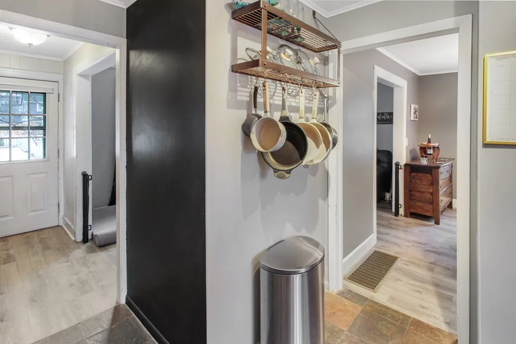 3 Curtiss Avenue, Urbana, New York 14840, Urbana, New York 14840, 3 Bedrooms Bedrooms, 7 Rooms Rooms,2 BathroomsBathrooms,Residential,Closed,3 Curtiss Avenue, Urbana, New York 14840,EC278133