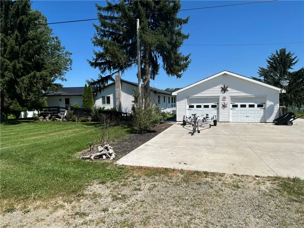 17 Sunrise Lane, None, Pennsylvania 16929, Pennsylvania 16929, 2 Bedrooms Bedrooms, 7 Rooms Rooms,1 BathroomBathrooms,Residential,For Sale,17 Sunrise Lane, None, Pennsylvania 16929,EC278086