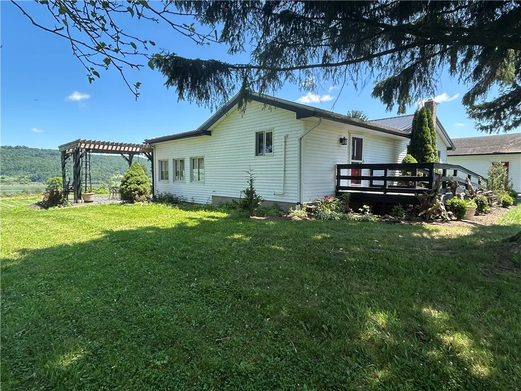 17 Sunrise Lane, None, Pennsylvania 16929, Pennsylvania 16929, 2 Bedrooms Bedrooms, 7 Rooms Rooms,1 BathroomBathrooms,Residential,For Sale,17 Sunrise Lane, None, Pennsylvania 16929,EC278086