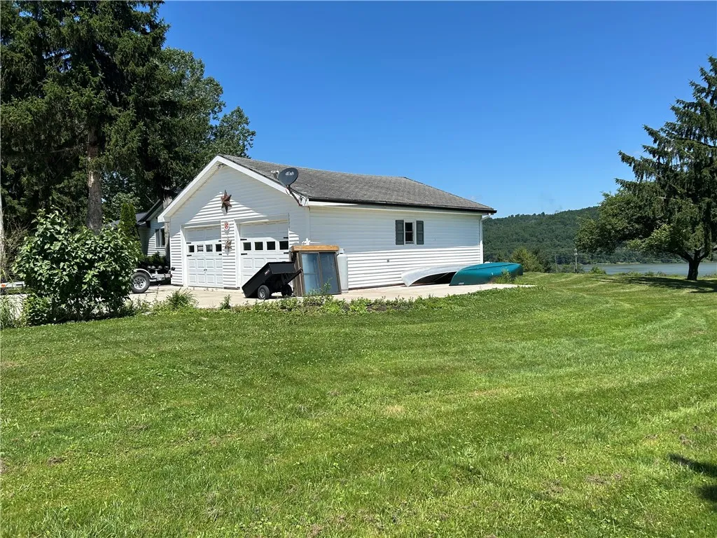 17 Sunrise Lane, None, Pennsylvania 16929, Pennsylvania 16929, 2 Bedrooms Bedrooms, 7 Rooms Rooms,1 BathroomBathrooms,Residential,For Sale,17 Sunrise Lane, None, Pennsylvania 16929,EC278086