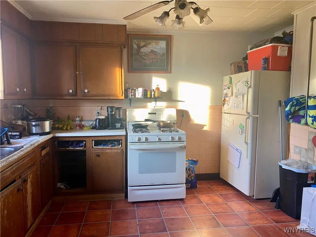 127 Orchard Avenue, Hamburg, New York 14219, Hamburg, New York 14219, 4 Bedrooms Bedrooms, ,3 BathroomsBathrooms,Residential,Closed,127 Orchard Avenue, Hamburg, New York 14219,0,B1586275