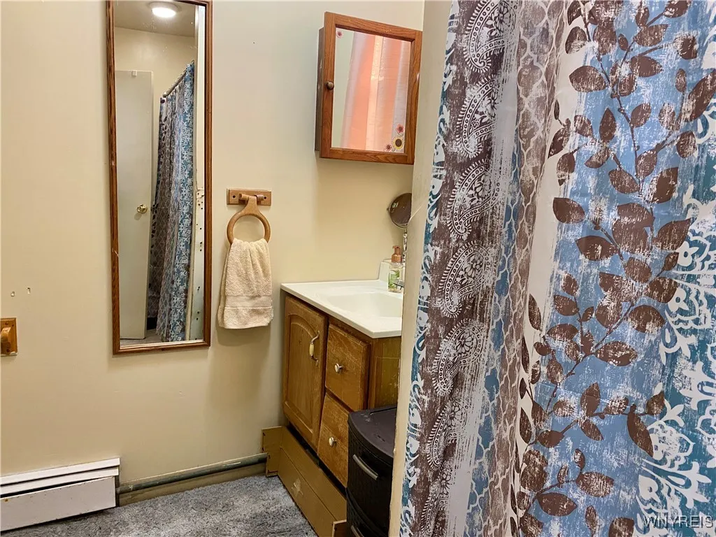 127 Orchard Avenue, Hamburg, New York 14219, Hamburg, New York 14219, 4 Bedrooms Bedrooms, ,3 BathroomsBathrooms,Residential,Closed,127 Orchard Avenue, Hamburg, New York 14219,0,B1586275