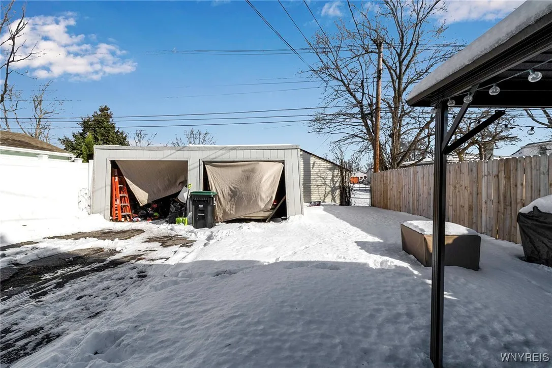 91 Marjorie Drive, Tonawanda-town, New York 14223, Tonawanda, New York 14223, 4 Bedrooms Bedrooms, ,2 BathroomsBathrooms,Residential,Closed,91 Marjorie Drive, Tonawanda-town, New York 14223,0,B1586174