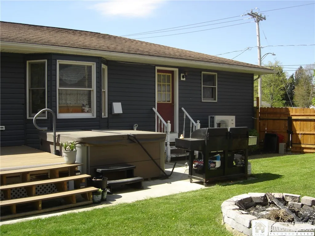 915 Prospect Avenue, Olean-city, New York 14760, Olean, New York 14760, 4 Bedrooms Bedrooms, 6 Rooms Rooms,2 BathroomsBathrooms,Residential,For Sale,915 Prospect Avenue, Olean-city, New York 14760,0,R1585482
