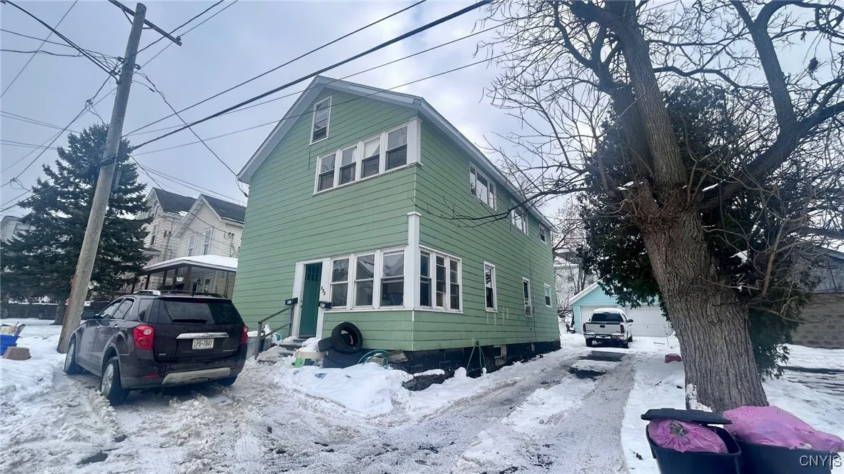 333 1st Street, Geddes, New York 13209, Geddes, New York 13209, 6 Bedrooms Bedrooms, ,2 BathroomsBathrooms,Residential,Closed,333 1st Street, Geddes, New York 13209,0,S1584133