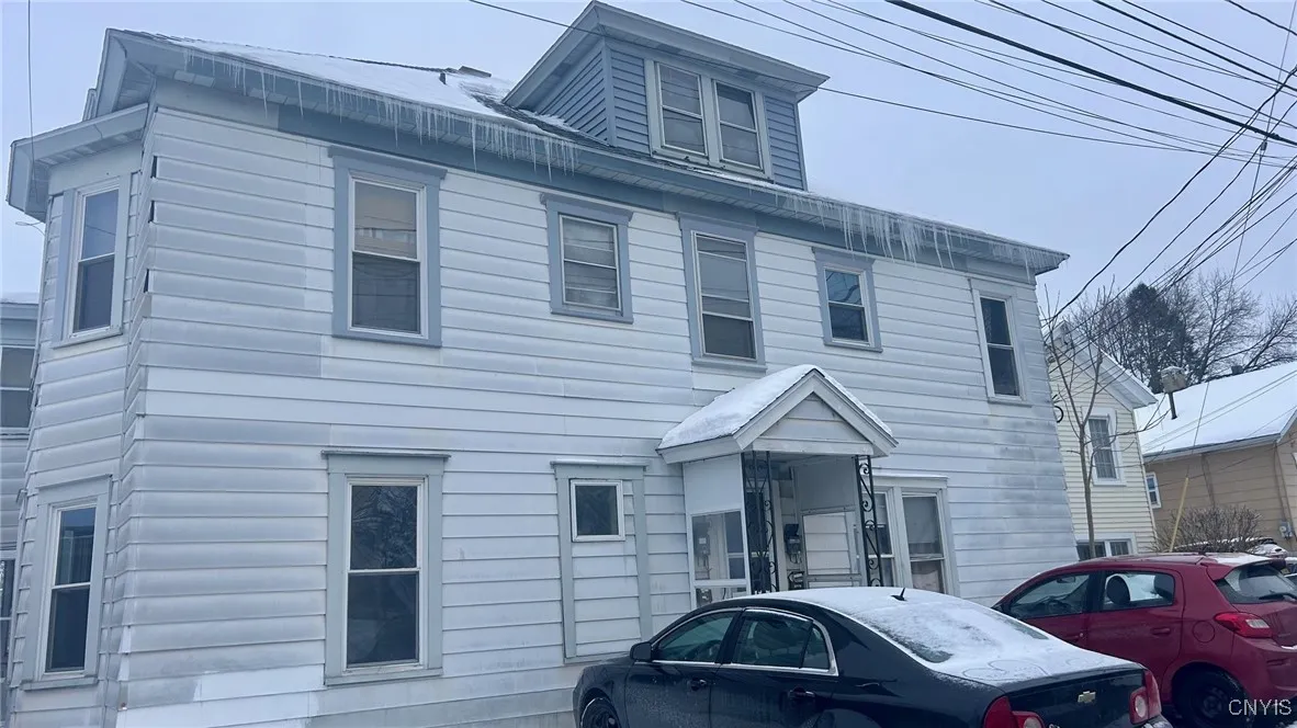 400 2nd Street, Geddes, New York 13209, Geddes, New York 13209, 8 Bedrooms Bedrooms, ,4 BathroomsBathrooms,Residential,Closed,400 2nd Street, Geddes, New York 13209,0,S1584132