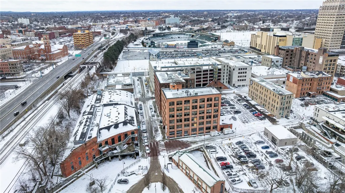 64 Commercial Street 203, Rochester, New York 1461, Rochester, New York 14614, 2 Rooms Rooms,1 BathroomBathrooms,Residential Lease,Closed,64 Commercial Street 203, Rochester, New York 1461,0,R1586411