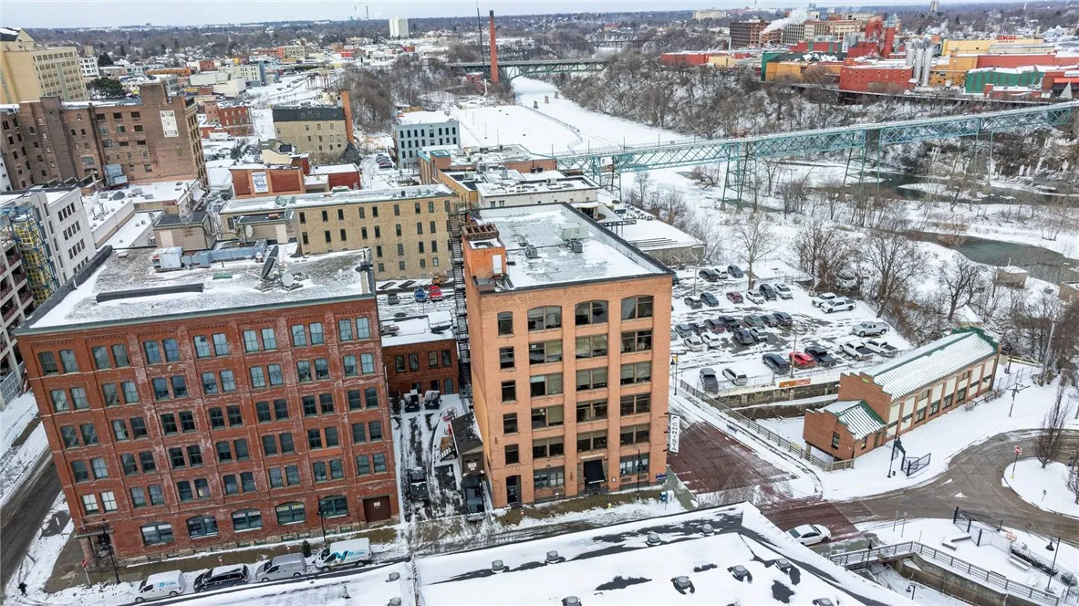 64 Commercial Street 303, Rochester, New York 1461, Rochester, New York 14614, 2 Rooms Rooms,1 BathroomBathrooms,Residential Lease,Closed,64 Commercial Street 303, Rochester, New York 1461,0,R1586417