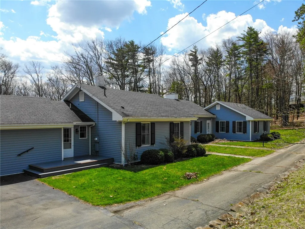 10614 Skyline Drive, Corning, New York 14830, Corning, New York 14830, 4 Bedrooms Bedrooms, 10 Rooms Rooms,3 BathroomsBathrooms,Residential,Closed,10614 Skyline Drive, Corning, New York 14830,0,EC278413