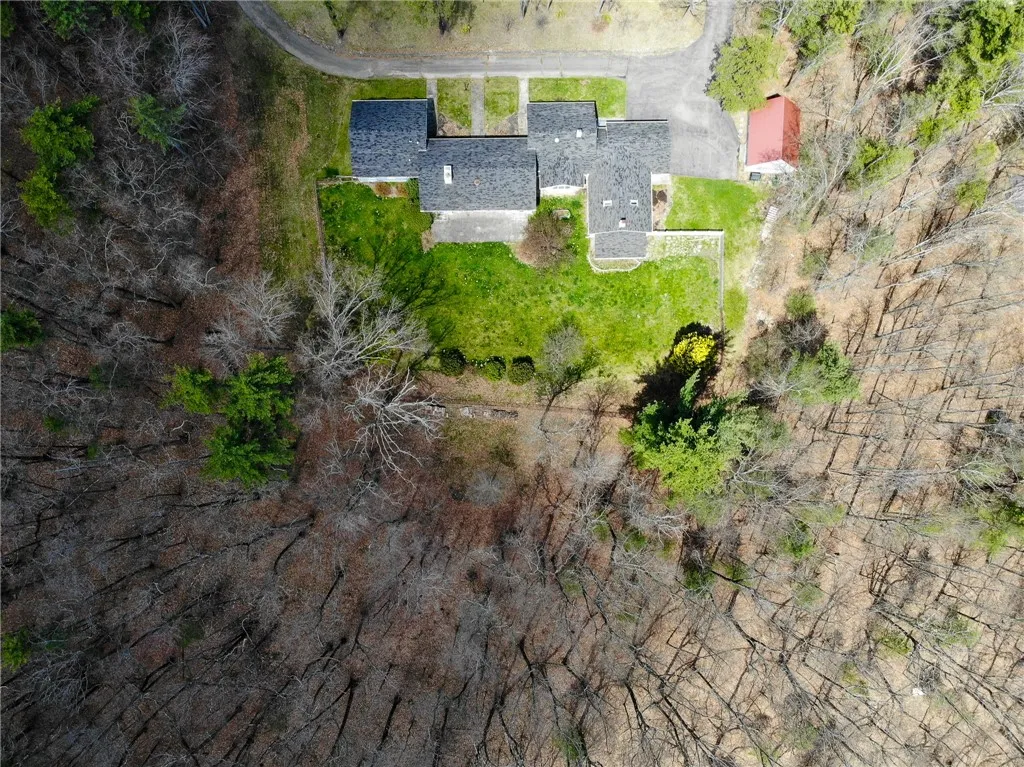 10614 Skyline Drive, Corning, New York 14830, Corning, New York 14830, 4 Bedrooms Bedrooms, 10 Rooms Rooms,3 BathroomsBathrooms,Residential,Closed,10614 Skyline Drive, Corning, New York 14830,0,EC278413