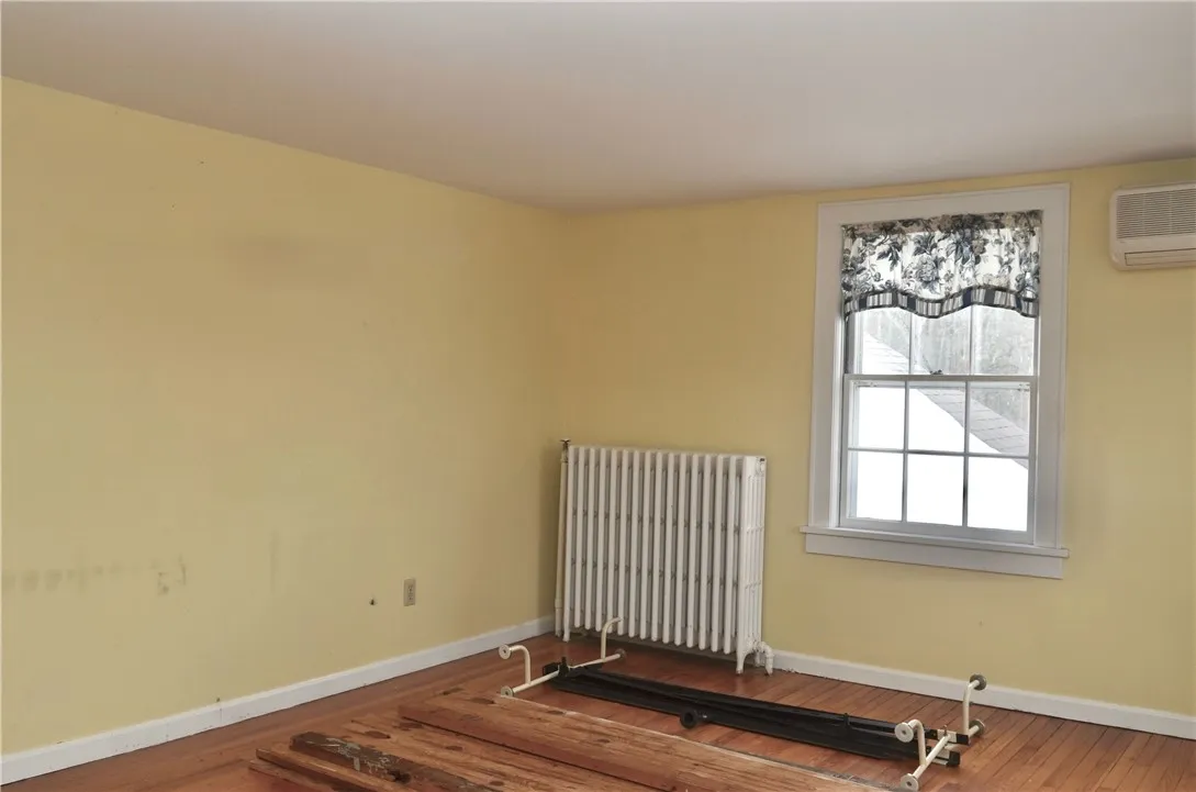 Owner's bedroom plus walk-in closet.  ~12' x ~15'. (Measurements are approximate.)