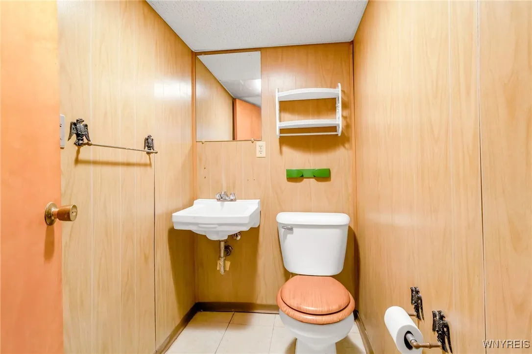 116 Glencove Road, Tonawanda-town, New York 14223, Tonawanda, New York 14223, 3 Bedrooms Bedrooms, 6 Rooms Rooms,1 BathroomBathrooms,Residential,Closed,116 Glencove Road, Tonawanda-town, New York 14223,0,B1586444
