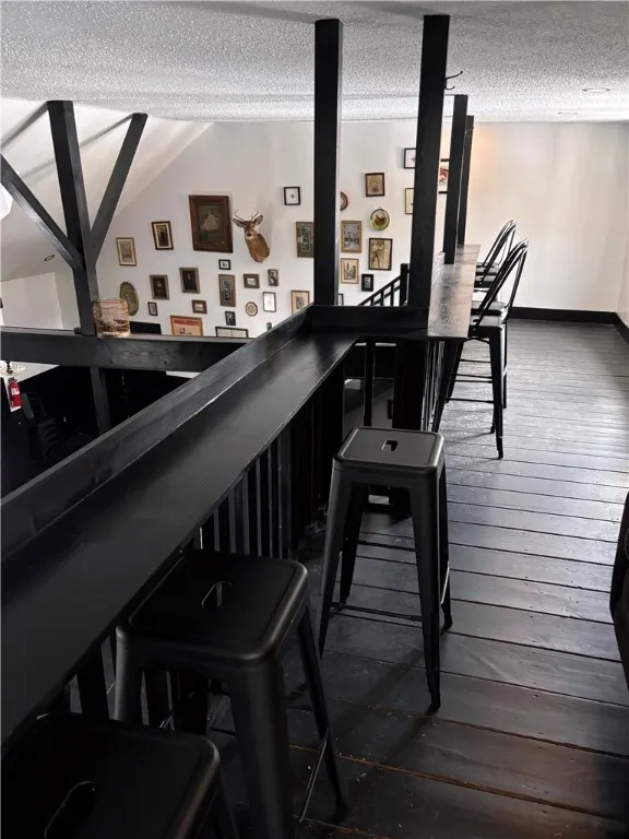 Balcony bar