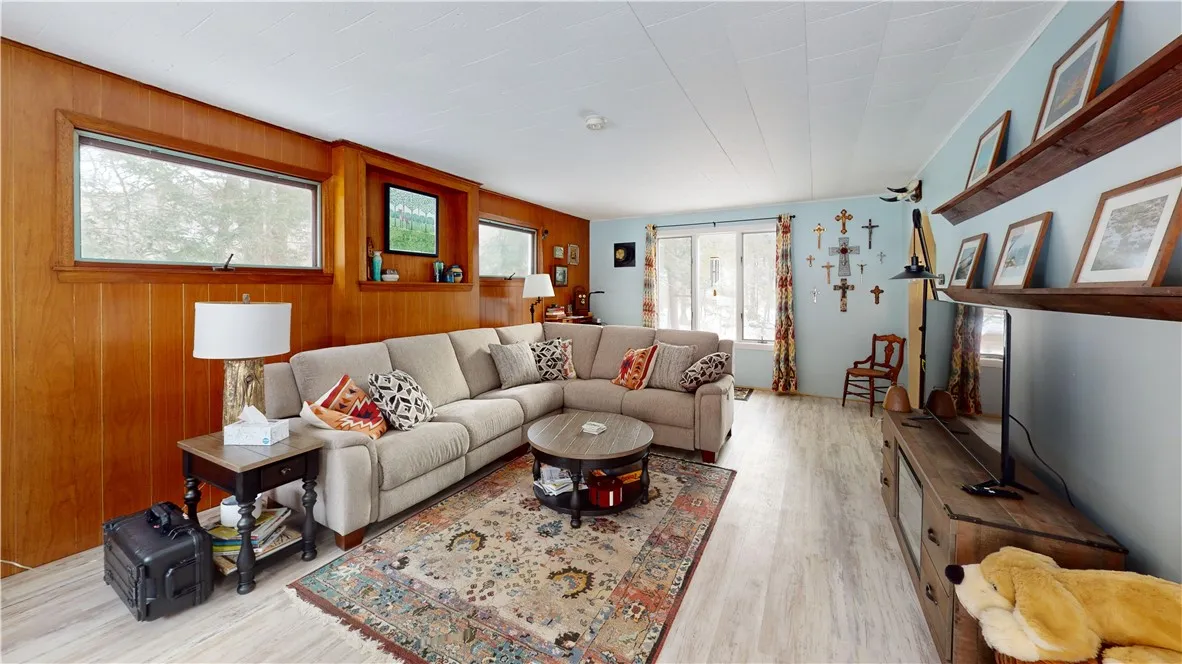 1595 Old Route 17, Rockland, New York 12776, Rockland, New York 12776, 3 Bedrooms Bedrooms, 5 Rooms Rooms,2 BathroomsBathrooms,Residential,Closed,1595 Old Route 17, Rockland, New York 12776,0,R1586465