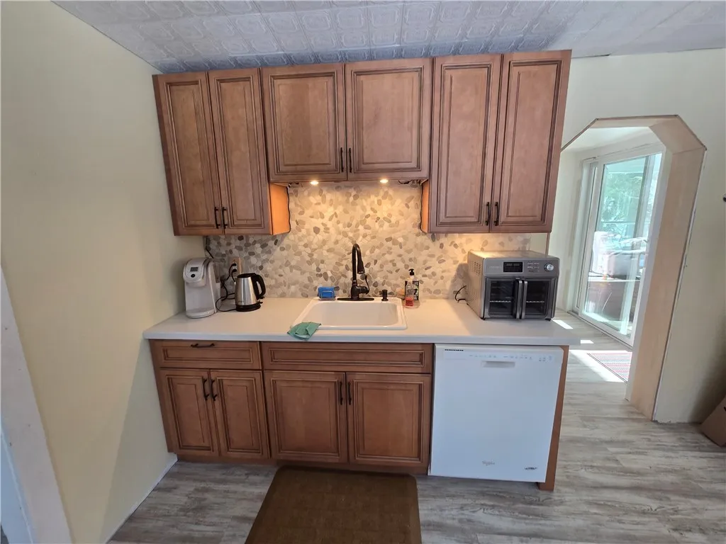 1595 Old Route 17, Rockland, New York 12776, Rockland, New York 12776, 3 Bedrooms Bedrooms, 5 Rooms Rooms,2 BathroomsBathrooms,Residential,Closed,1595 Old Route 17, Rockland, New York 12776,0,R1586465