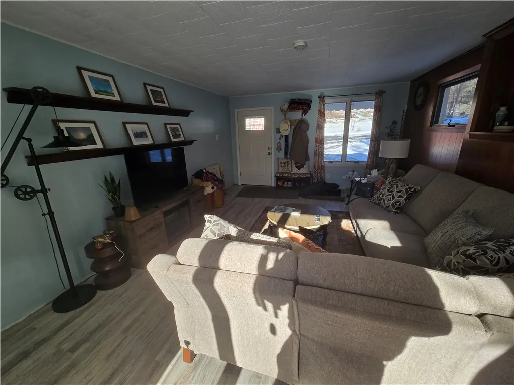 1595 Old Route 17, Rockland, New York 12776, Rockland, New York 12776, 3 Bedrooms Bedrooms, 5 Rooms Rooms,2 BathroomsBathrooms,Residential,Closed,1595 Old Route 17, Rockland, New York 12776,0,R1586465