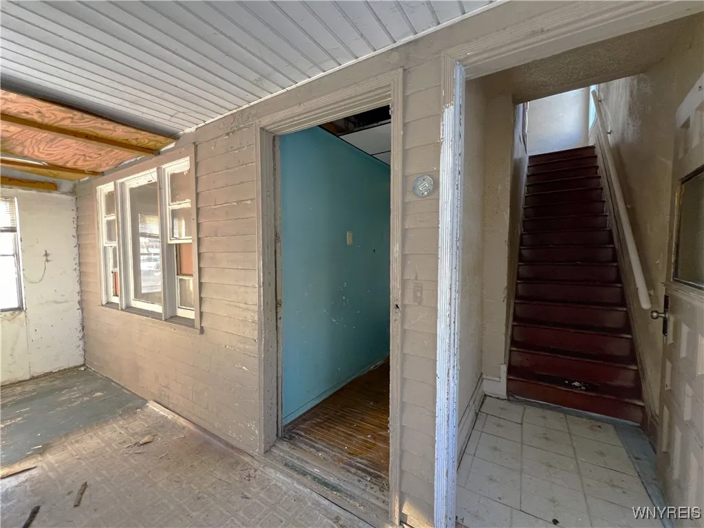 86 Hamburg Street, Buffalo, New York 14204, Buffalo, New York 14204, 6 Bedrooms Bedrooms, ,2 BathroomsBathrooms,Residential,Closed,86 Hamburg Street, Buffalo, New York 14204,0,B1586976