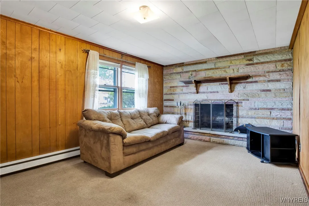 Basement - Living