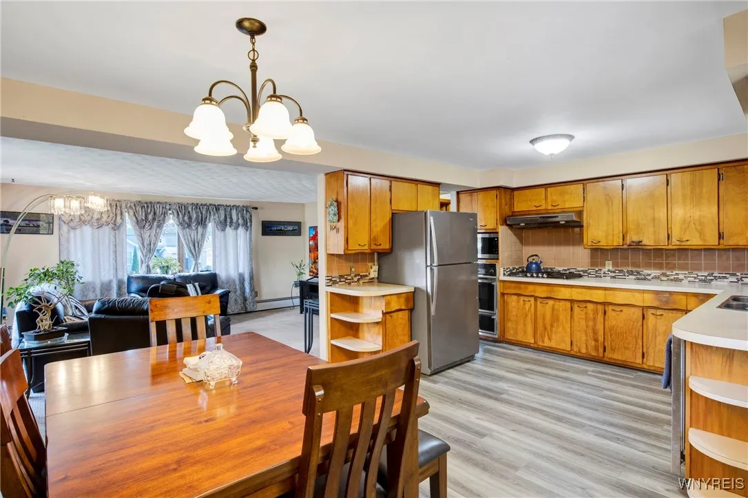 Kitchen/Dinning