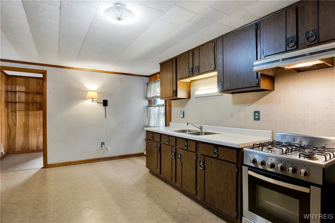 Basement-Kitchen