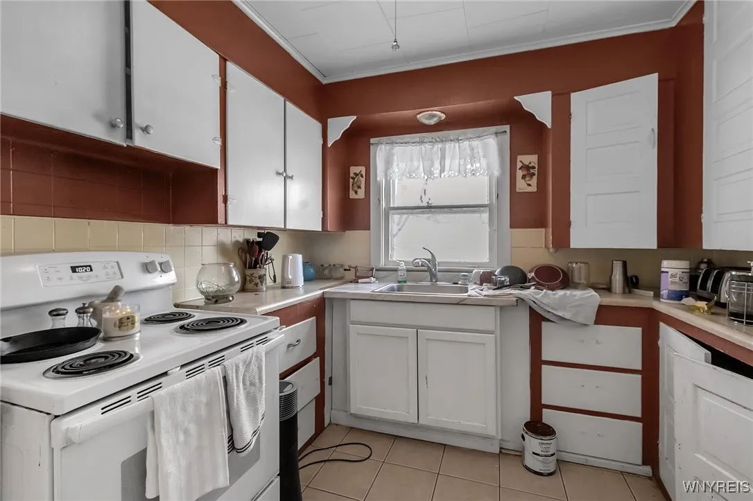 5546 Avon E Avon Road, Avon, New York 14414, Avon, New York 14414, 3 Bedrooms Bedrooms, ,2 BathroomsBathrooms,Residential,Closed,5546 Avon E Avon Road, Avon, New York 14414,0,B1586533 5546 Avon E Avon Road, Avon, New York 14414, Avon, New York 14414, 3 Bedrooms Bedrooms, ,2 BathroomsBathrooms,Residential,Closed,5546 Avon E Avon Road, Avon, New York 14414,0,B1586533
