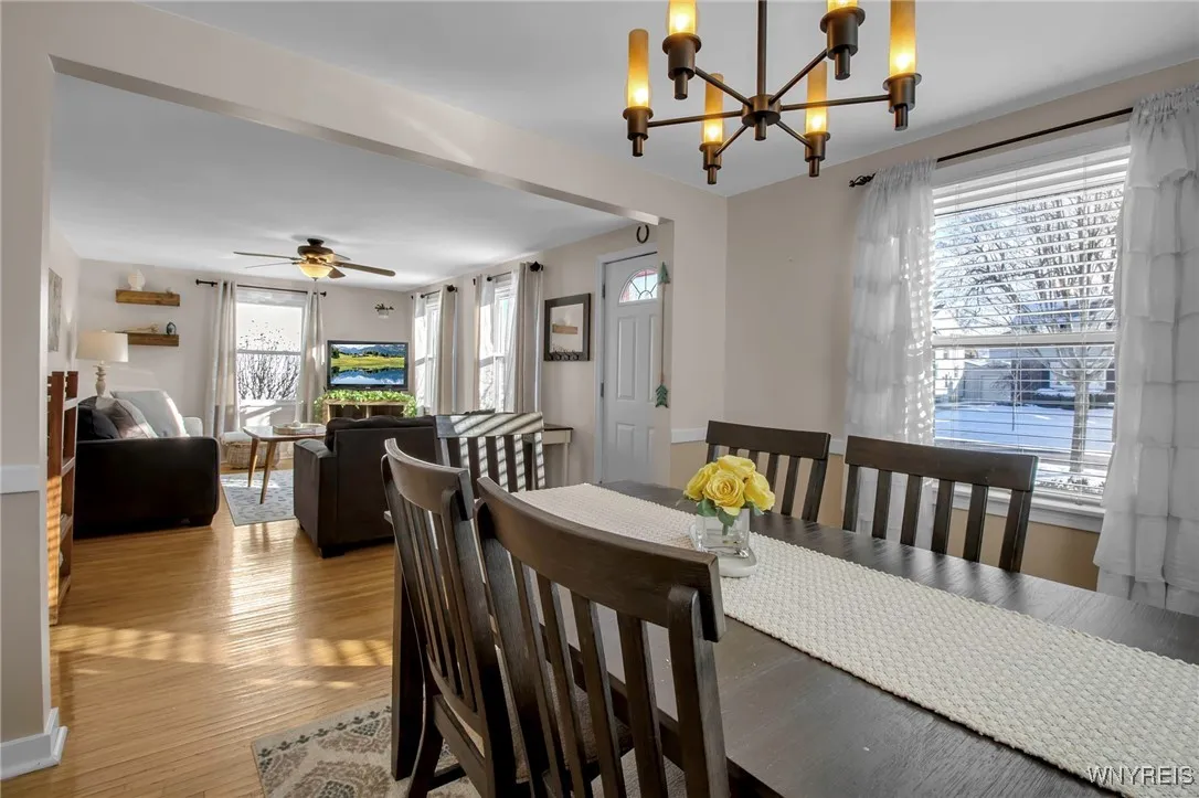 380 Knowlton Avenue, Tonawanda-town, New York 1421, Tonawanda, New York 14217, 4 Bedrooms Bedrooms, 9 Rooms Rooms,1 BathroomBathrooms,Residential,Closed,380 Knowlton Avenue, Tonawanda-town, New York 1421,0,B1587155