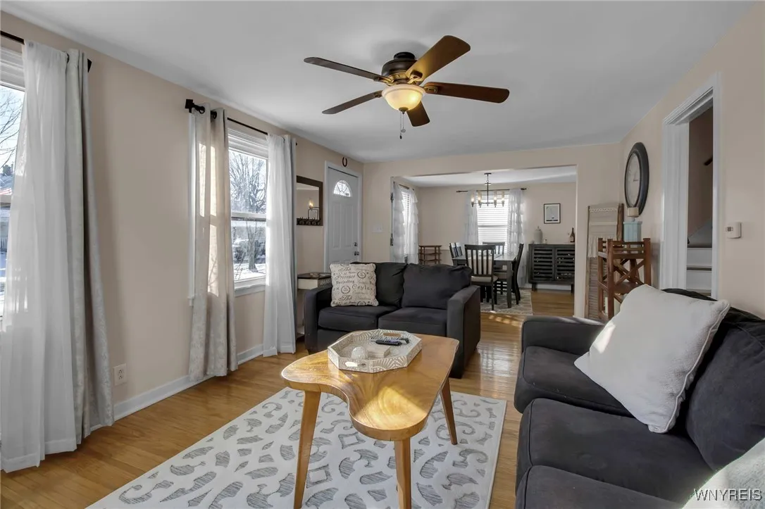 380 Knowlton Avenue, Tonawanda-town, New York 1421, Tonawanda, New York 14217, 4 Bedrooms Bedrooms, 9 Rooms Rooms,1 BathroomBathrooms,Residential,Closed,380 Knowlton Avenue, Tonawanda-town, New York 1421,0,B1587155