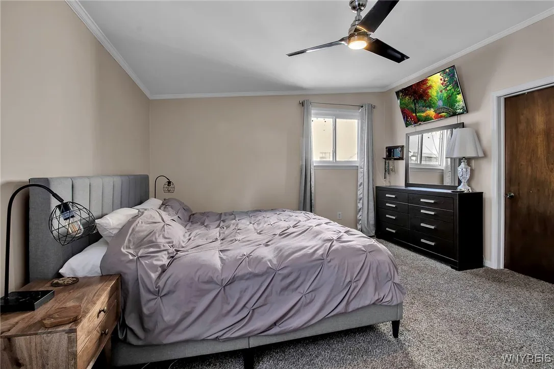 380 Knowlton Avenue, Tonawanda-town, New York 1421, Tonawanda, New York 14217, 4 Bedrooms Bedrooms, 9 Rooms Rooms,1 BathroomBathrooms,Residential,Closed,380 Knowlton Avenue, Tonawanda-town, New York 1421,0,B1587155