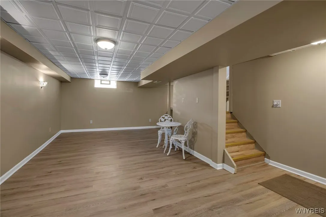 380 Knowlton Avenue, Tonawanda-town, New York 1421, Tonawanda, New York 14217, 4 Bedrooms Bedrooms, 9 Rooms Rooms,1 BathroomBathrooms,Residential,Closed,380 Knowlton Avenue, Tonawanda-town, New York 1421,0,B1587155