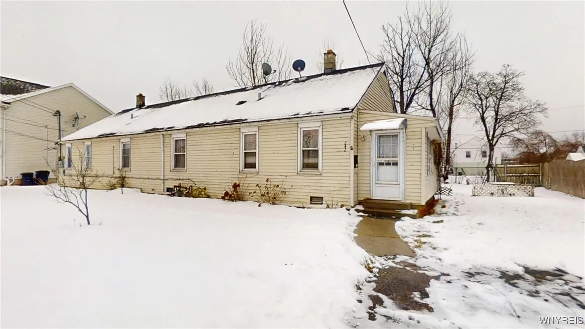 236 Ensminger Road, Tonawanda-town, New York 14150, Tonawanda, New York 14150, 4 Bedrooms Bedrooms, ,2 BathroomsBathrooms,Residential,Closed,236 Ensminger Road, Tonawanda-town, New York 14150,0,B1587078
