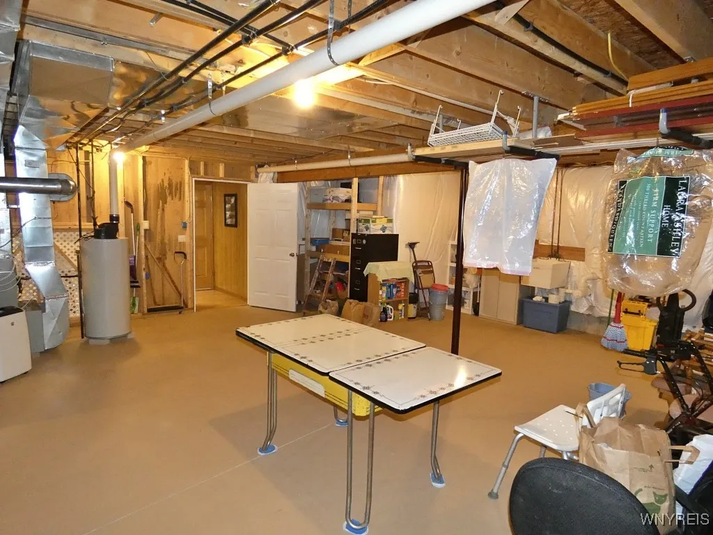 4269 Meadowbrook Parkway, Hamburg, New York 14219, Hamburg, New York 14219, 3 Bedrooms Bedrooms, 11 Rooms Rooms,2 BathroomsBathrooms,Residential,Closed,4269 Meadowbrook Parkway, Hamburg, New York 14219,0,B1587295