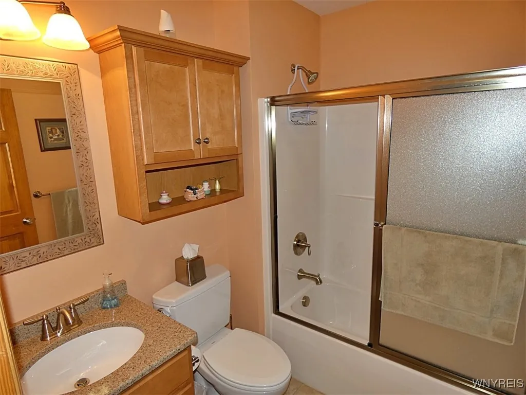 4269 Meadowbrook Parkway, Hamburg, New York 14219, Hamburg, New York 14219, 3 Bedrooms Bedrooms, 11 Rooms Rooms,2 BathroomsBathrooms,Residential,Closed,4269 Meadowbrook Parkway, Hamburg, New York 14219,0,B1587295