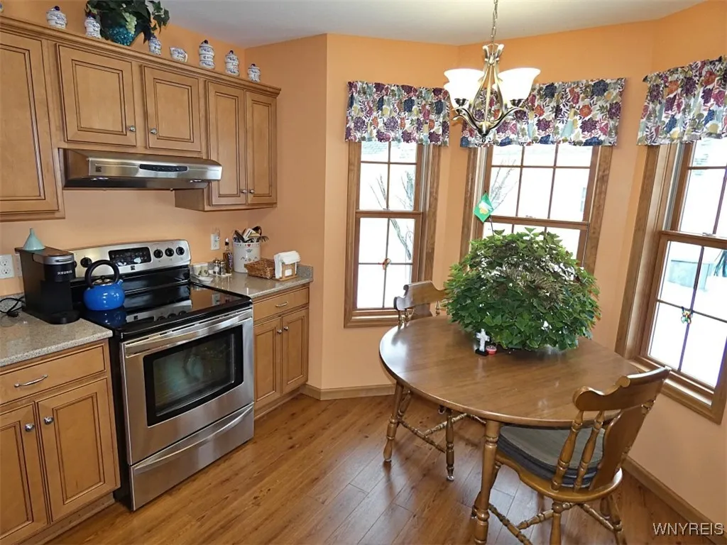 4269 Meadowbrook Parkway, Hamburg, New York 14219, Hamburg, New York 14219, 3 Bedrooms Bedrooms, 11 Rooms Rooms,2 BathroomsBathrooms,Residential,Closed,4269 Meadowbrook Parkway, Hamburg, New York 14219,0,B1587295