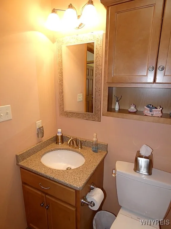 4269 Meadowbrook Parkway, Hamburg, New York 14219, Hamburg, New York 14219, 3 Bedrooms Bedrooms, 11 Rooms Rooms,2 BathroomsBathrooms,Residential,Closed,4269 Meadowbrook Parkway, Hamburg, New York 14219,0,B1587295
