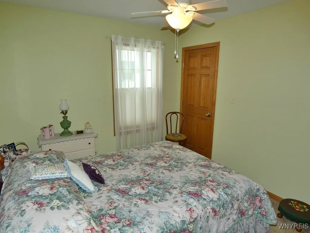 4269 Meadowbrook Parkway, Hamburg, New York 14219, Hamburg, New York 14219, 3 Bedrooms Bedrooms, 11 Rooms Rooms,2 BathroomsBathrooms,Residential,Closed,4269 Meadowbrook Parkway, Hamburg, New York 14219,0,B1587295