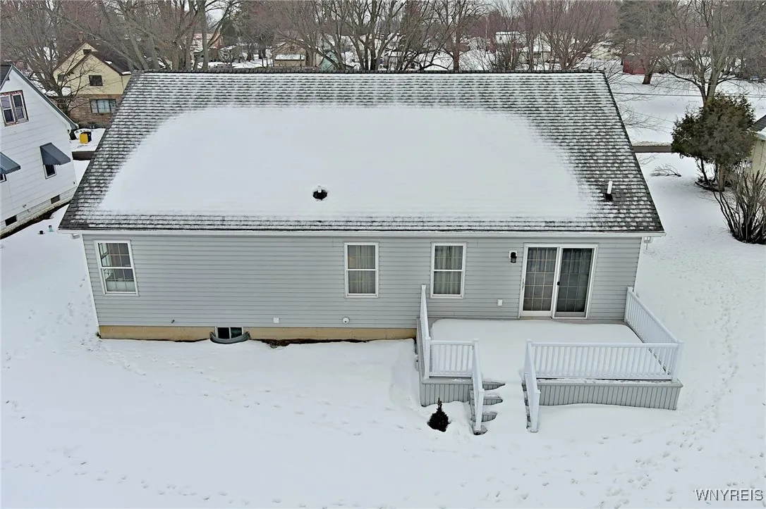 4269 Meadowbrook Parkway, Hamburg, New York 14219, Hamburg, New York 14219, 3 Bedrooms Bedrooms, 11 Rooms Rooms,2 BathroomsBathrooms,Residential,Closed,4269 Meadowbrook Parkway, Hamburg, New York 14219,0,B1587295
