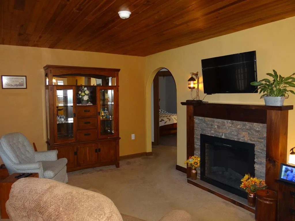 27 Orchard Park Road, Southport, New York 14871, Southport, New York 14871, 2 Bedrooms Bedrooms, 5 Rooms Rooms,1 BathroomBathrooms,Residential,Closed,27 Orchard Park Road, Southport, New York 14871,0,EC278447