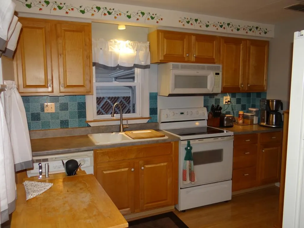 27 Orchard Park Road, Southport, New York 14871, Southport, New York 14871, 2 Bedrooms Bedrooms, 5 Rooms Rooms,1 BathroomBathrooms,Residential,Closed,27 Orchard Park Road, Southport, New York 14871,0,EC278447