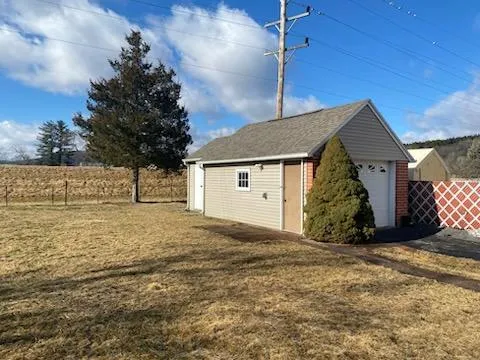27 Orchard Park Road, Southport, New York 14871, Southport, New York 14871, 2 Bedrooms Bedrooms, 5 Rooms Rooms,1 BathroomBathrooms,Residential,Closed,27 Orchard Park Road, Southport, New York 14871,0,EC278447