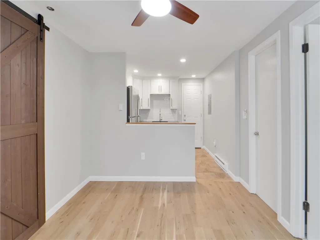 227 Lake Road B, Webster, New York 14580, Webster, New York 14580, 1 Bedroom Bedrooms, 3 Rooms Rooms,1 BathroomBathrooms,Residential Lease,For Rent,227 Lake Road B, Webster, New York 14580,R1586855