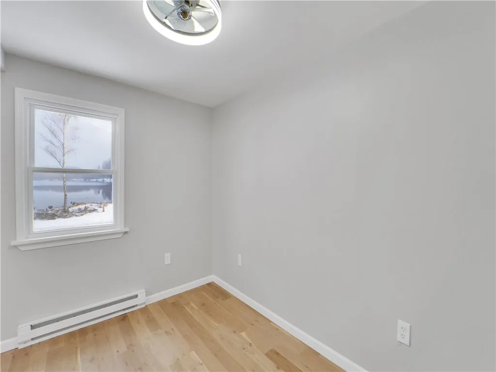 227 Lake Road B, Webster, New York 14580, Webster, New York 14580, 1 Bedroom Bedrooms, 3 Rooms Rooms,1 BathroomBathrooms,Residential Lease,For Rent,227 Lake Road B, Webster, New York 14580,R1586855