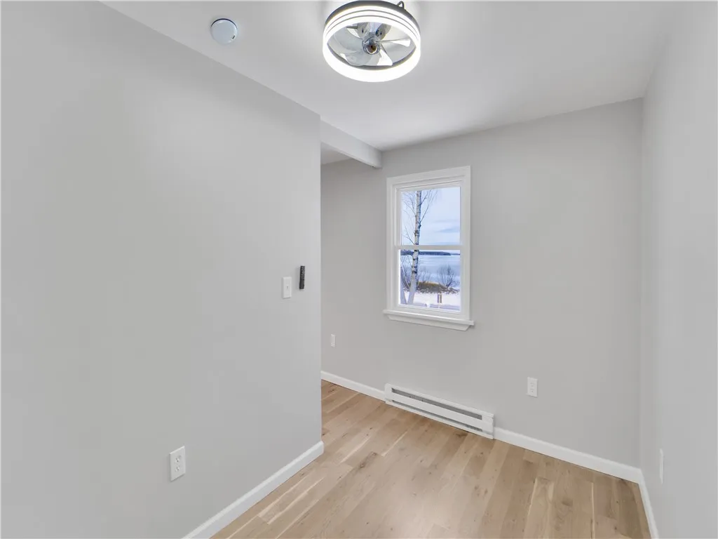 227 Lake Road B, Webster, New York 14580, Webster, New York 14580, 1 Bedroom Bedrooms, 3 Rooms Rooms,1 BathroomBathrooms,Residential Lease,For Rent,227 Lake Road B, Webster, New York 14580,R1586855