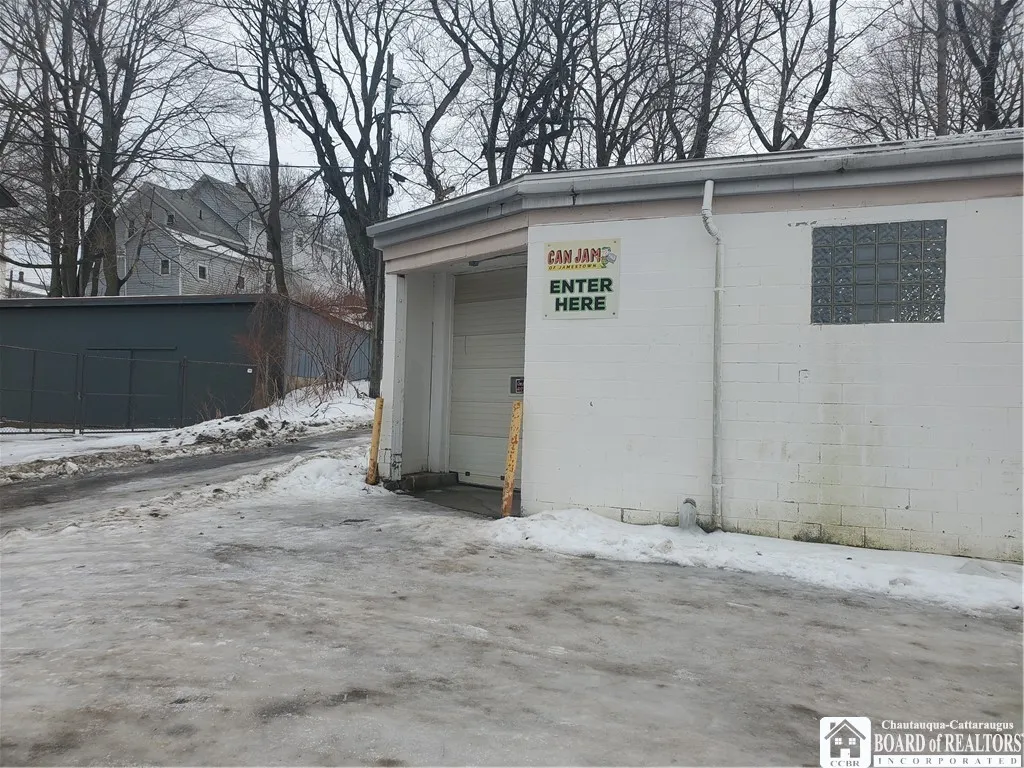 enter for can center.