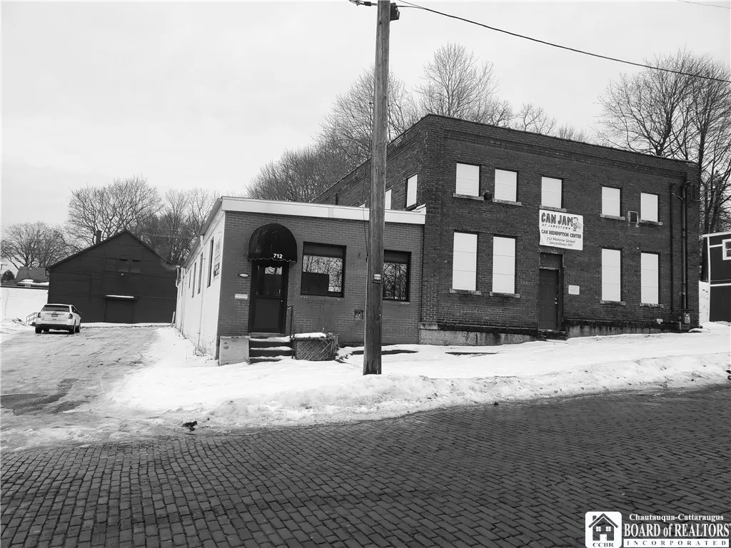 712 Monroe Street, Jamestown, New York 14701, Jamestown, New York 14701, ,Commercial Sale,For Sale,712 Monroe Street, Jamestown, New York 14701,0,R1587115