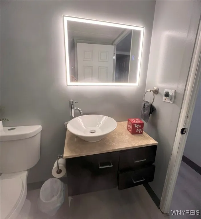 62 Carefree Lane, Cheektowaga, New York 14227, Cheektowaga, New York 14227, 2 Bedrooms Bedrooms, 5 Rooms Rooms,1 BathroomBathrooms,Residential,For Sale,62 Carefree Lane, Cheektowaga, New York 14227,B1587163