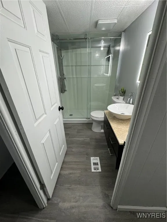 62 Carefree Lane, Cheektowaga, New York 14227, Cheektowaga, New York 14227, 2 Bedrooms Bedrooms, 5 Rooms Rooms,1 BathroomBathrooms,Residential,For Sale,62 Carefree Lane, Cheektowaga, New York 14227,B1587163