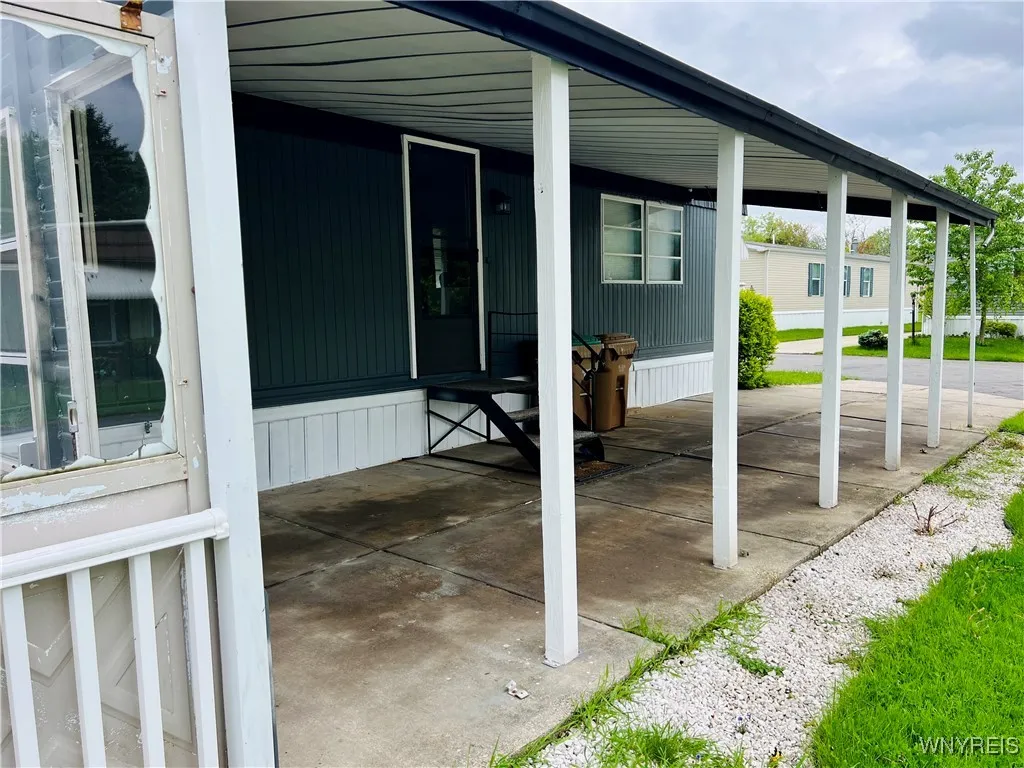 62 Carefree Lane, Cheektowaga, New York 14227, Cheektowaga, New York 14227, 2 Bedrooms Bedrooms, 5 Rooms Rooms,1 BathroomBathrooms,Residential,For Sale,62 Carefree Lane, Cheektowaga, New York 14227,B1587163