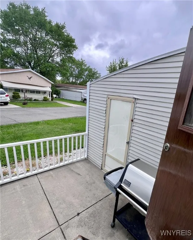 62 Carefree Lane, Cheektowaga, New York 14227, Cheektowaga, New York 14227, 2 Bedrooms Bedrooms, 5 Rooms Rooms,1 BathroomBathrooms,Residential,For Sale,62 Carefree Lane, Cheektowaga, New York 14227,B1587163